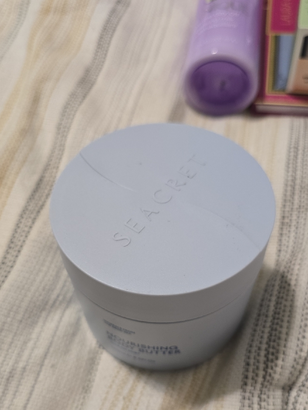 Seacret Hydrating Moisturizer — Pale Blue Jar